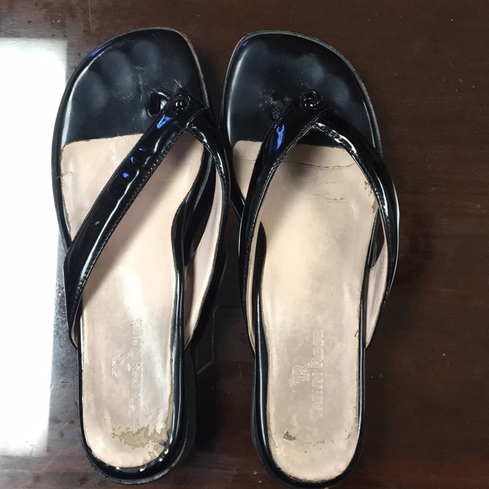 Taryn Rose slippers size 7
